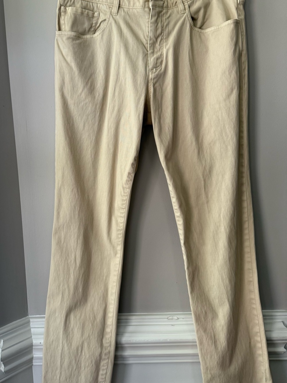Vince Men's Chino Pants in Light Beige